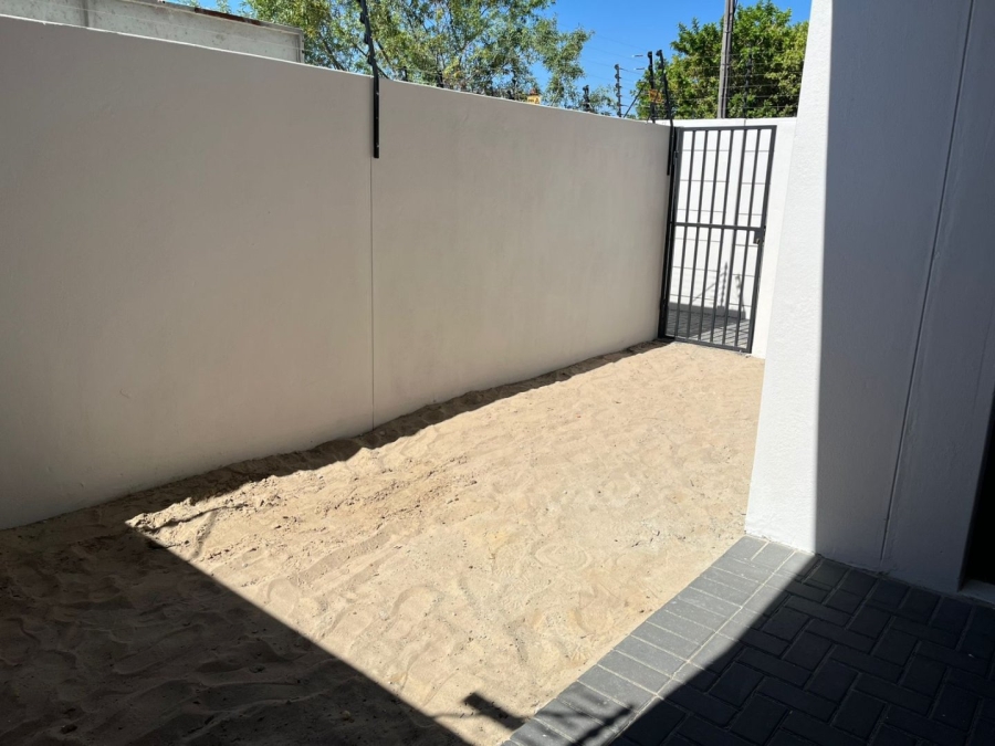 2 Bedroom Property for Sale in Table View Western Cape